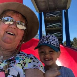 Meet your Posher, Debra